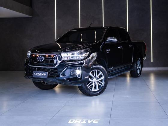 TOYOTA HILUX 2.7 SRV 4X2 CD 16V FLEX 4P AUTOMÁTICO TOYOTA HILUX 2.7 SRV 4X2 CD 16V FLEX 4P AUTOMÁTICO